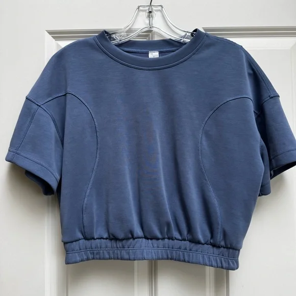 Lululemon Gathered Softstreme Tshirt - Picture 4 of 7